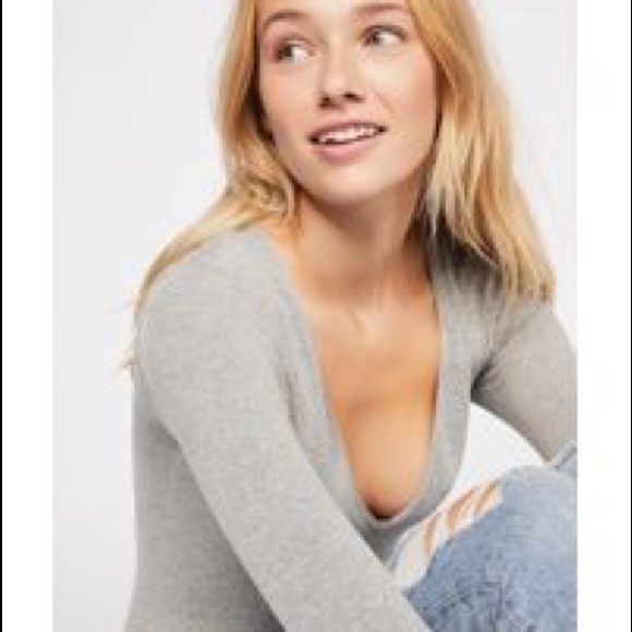 Free People seamless deep v top - Picture 5 of 6